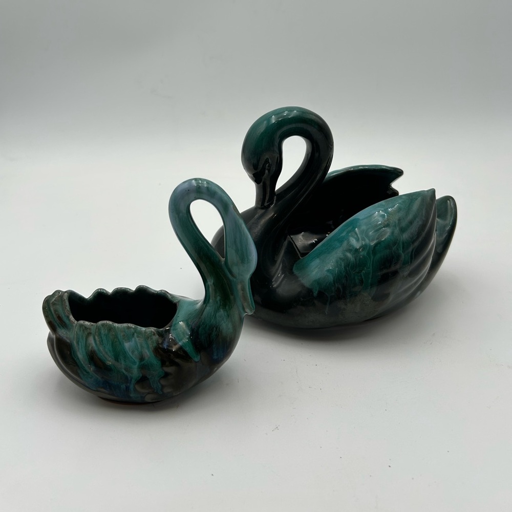 Vintage Blue Mountain Pottery Swan Planter Duo
